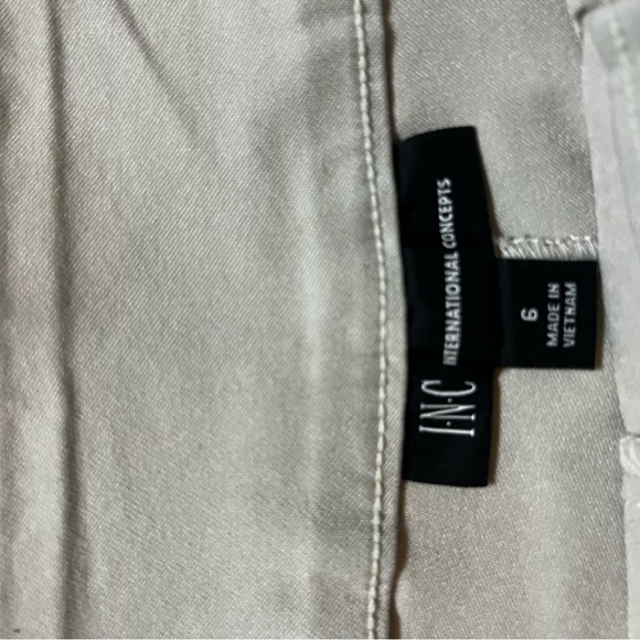 INC stretch short - Picture 5 of 5